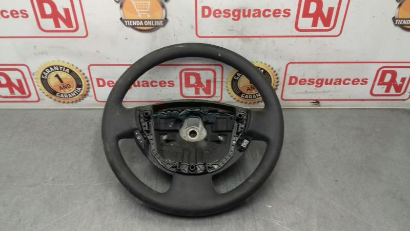 Volant RENAULT TWINGO Night & Day Essence - 1