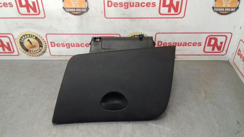 Boite a gants SEAT LEON (1P1) Comfort Limited Diesel - 1