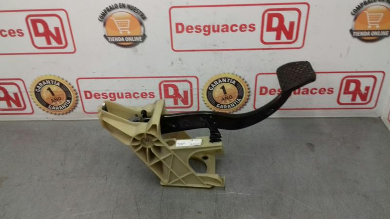 Pedale de frein BMW SERIE 7 (E65/E66) 730d Diesel - 1