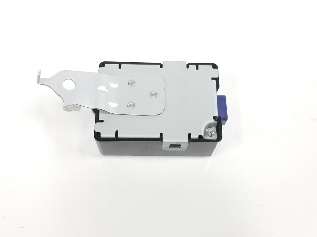 Module électronique TOYOTA AURIS TOURING SPORTS E18 HYBRID ACTIVE Essence - 1