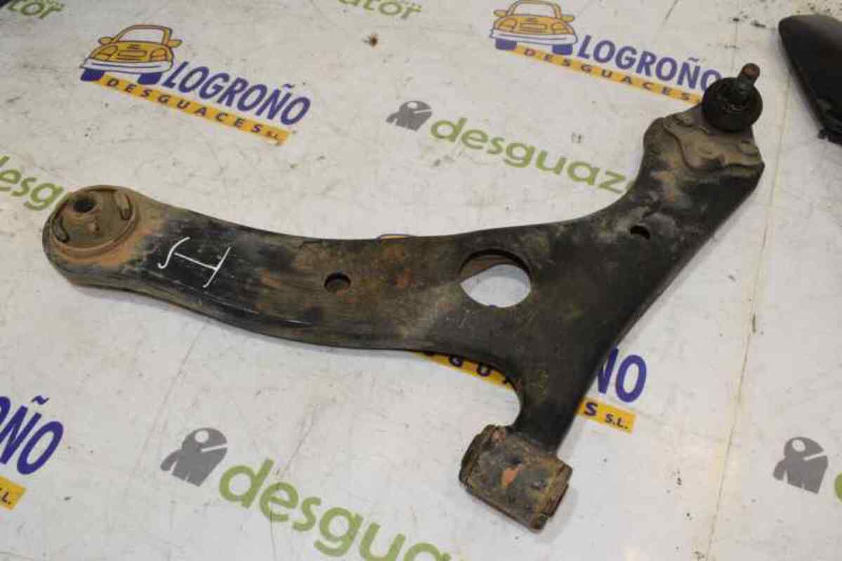 Triangolo superiore anteriore sinistro TOYOTA RAV 4 2.0 TURBODIESEL  - 1