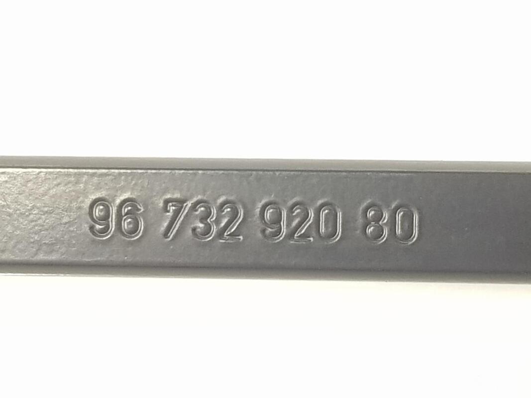 Braccio tergicristallo anteriore destro PEUGEOT 208 1.2 16V VTI Gasolina - 1