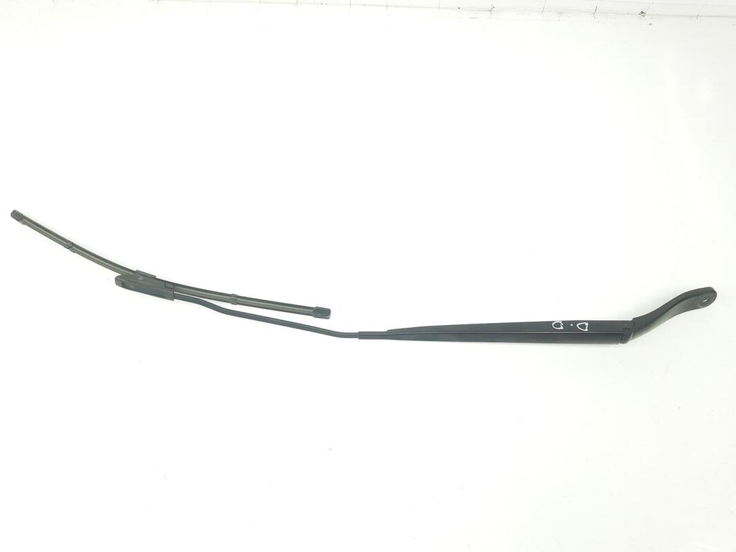 Braccio tergicristallo anteriore destro OPEL VIVARO COMBI 1.5 CDTI DPF  - 1