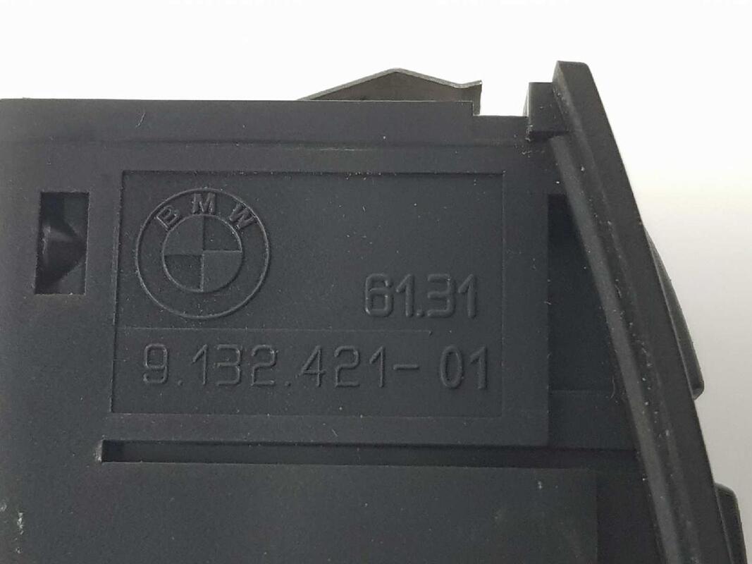 Bouton de warning BMW SERIE 3 TOURING 2.0 TURBODIESEL  - 1