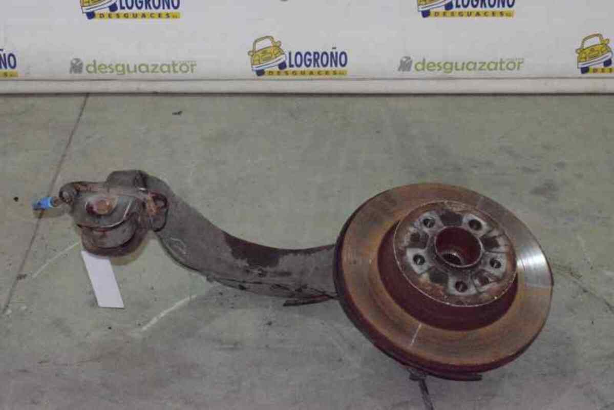 Fuso posteriore sinistro BMW X3 2.0 16V D  - 1