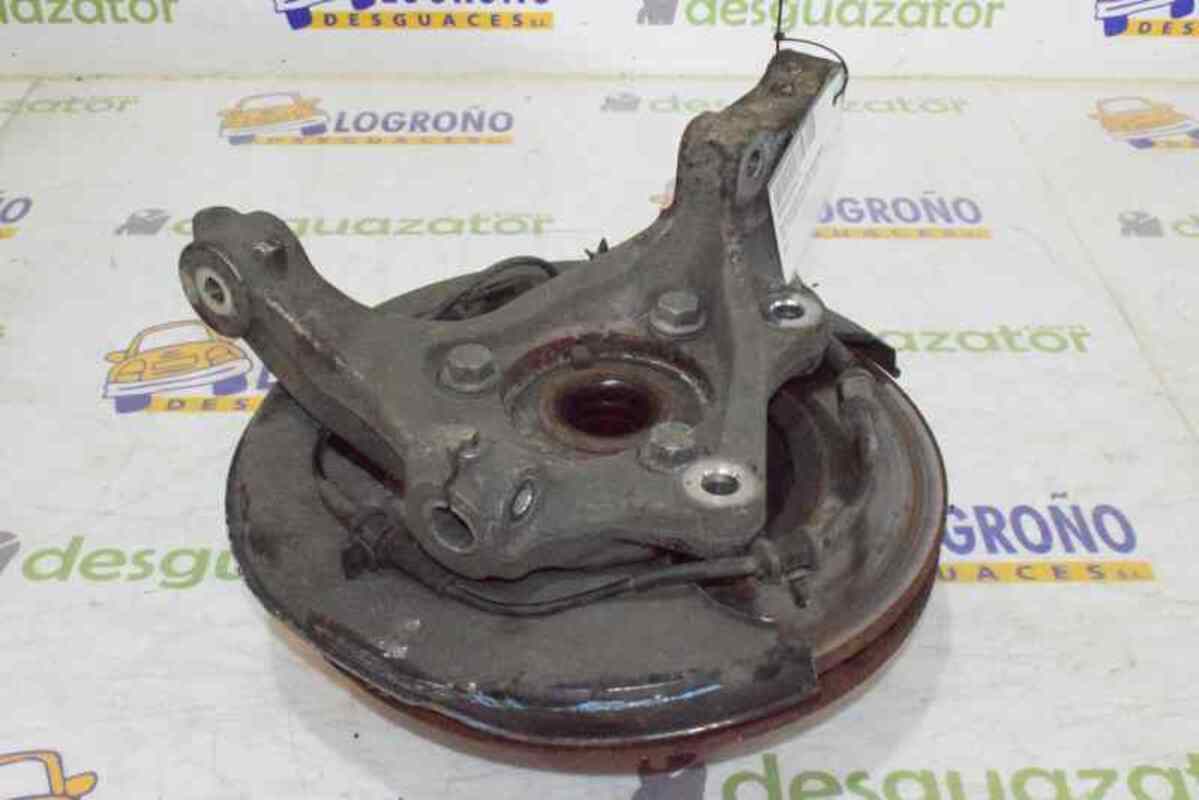 Fusee avant gauche OPEL INSIGNIA BERLINA 2.0 CDTI  - 1