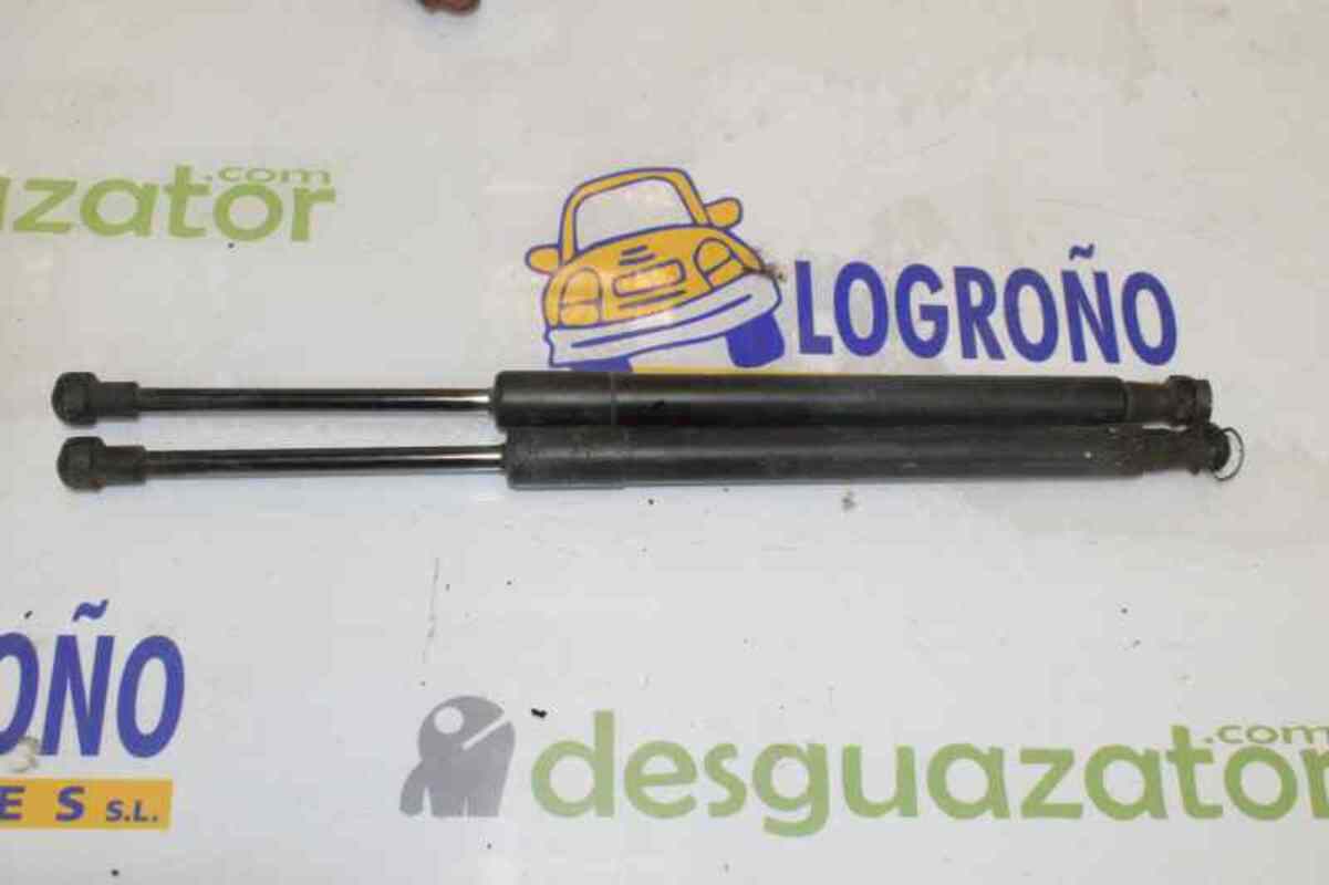 Verin de capot BMW SERIE 1 COUPE E82 123D  - 1