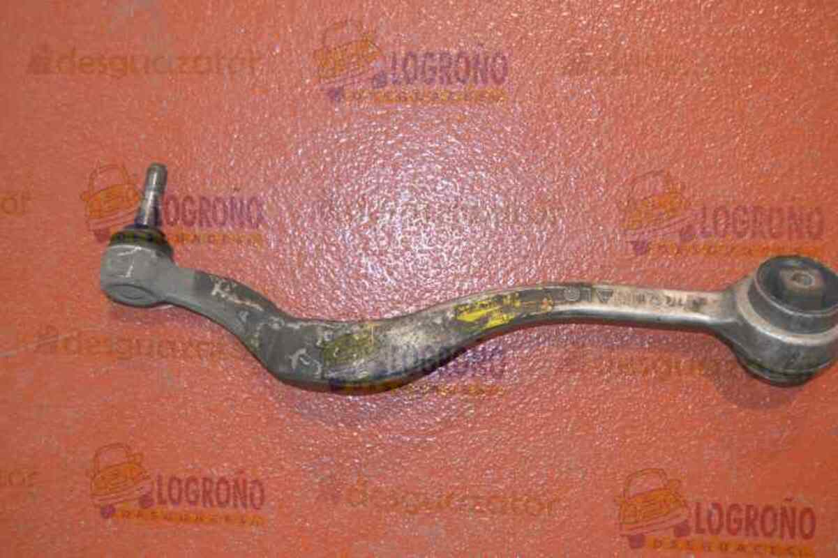 Triangolo superiore anteriore sinistro BMW SERIE 5 BERLINA E39 520I Gasolina - 1