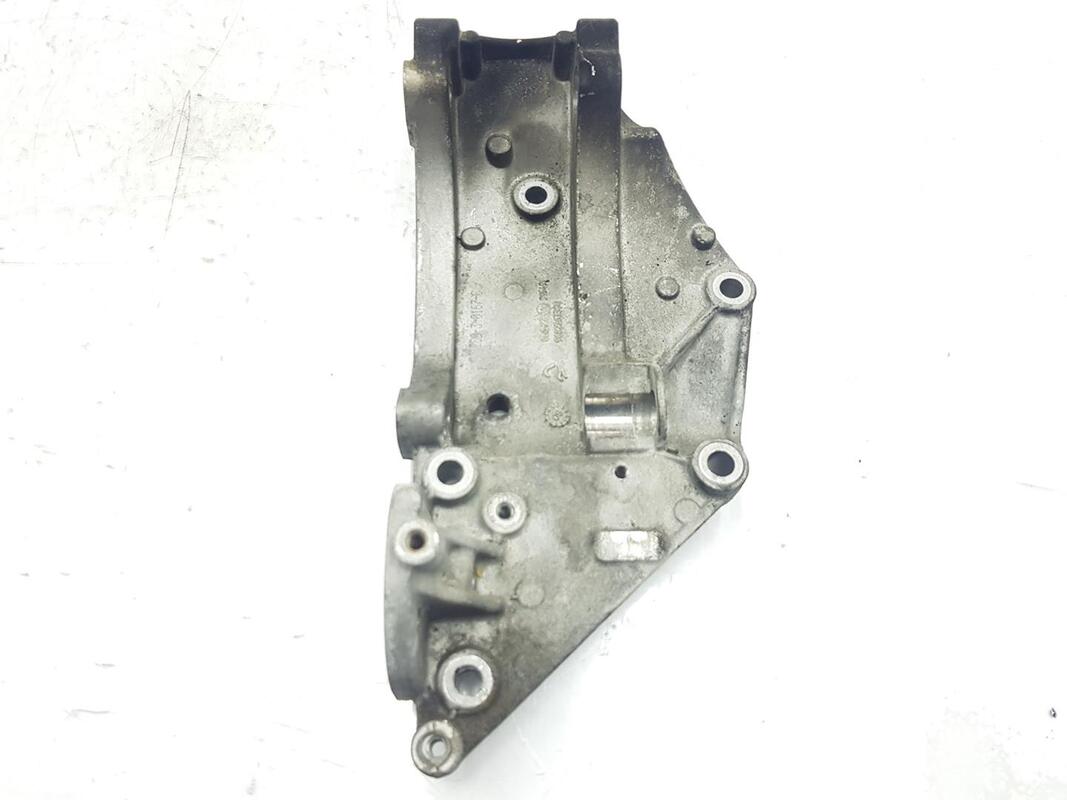 Supporto alternatore VOLVO C70 CABRIOLET 2.0 D MOMENTUM  - 1