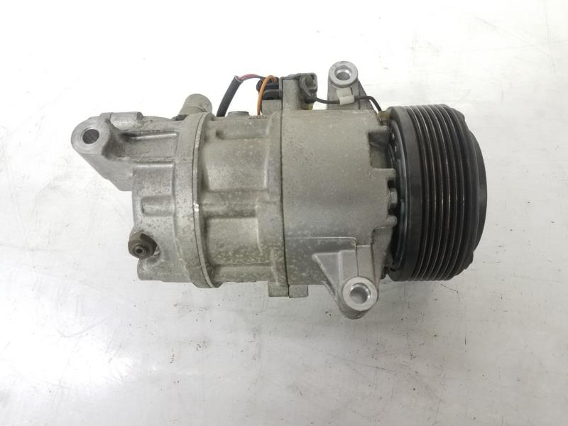 Compresseur clim BMW SERIE 1 BERLINA 2.0 Essence - 1
