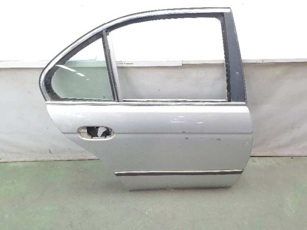 Puerta trasera derecha BMW SERIE 5 BERLINA E39 520D  - 1