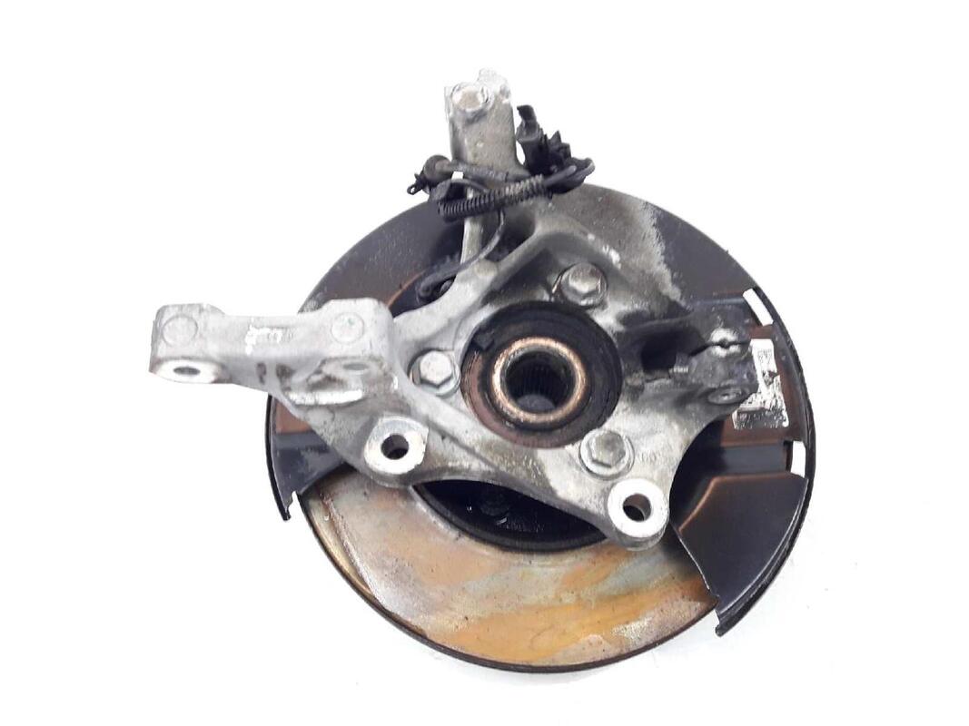 Fusee avant droit OPEL ASTRA J BERLINA 5P COSMO  - 1