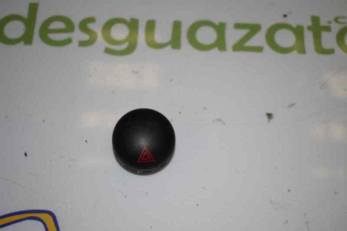 Bouton de warning MINI MINI 1.6 16V Essence - 1