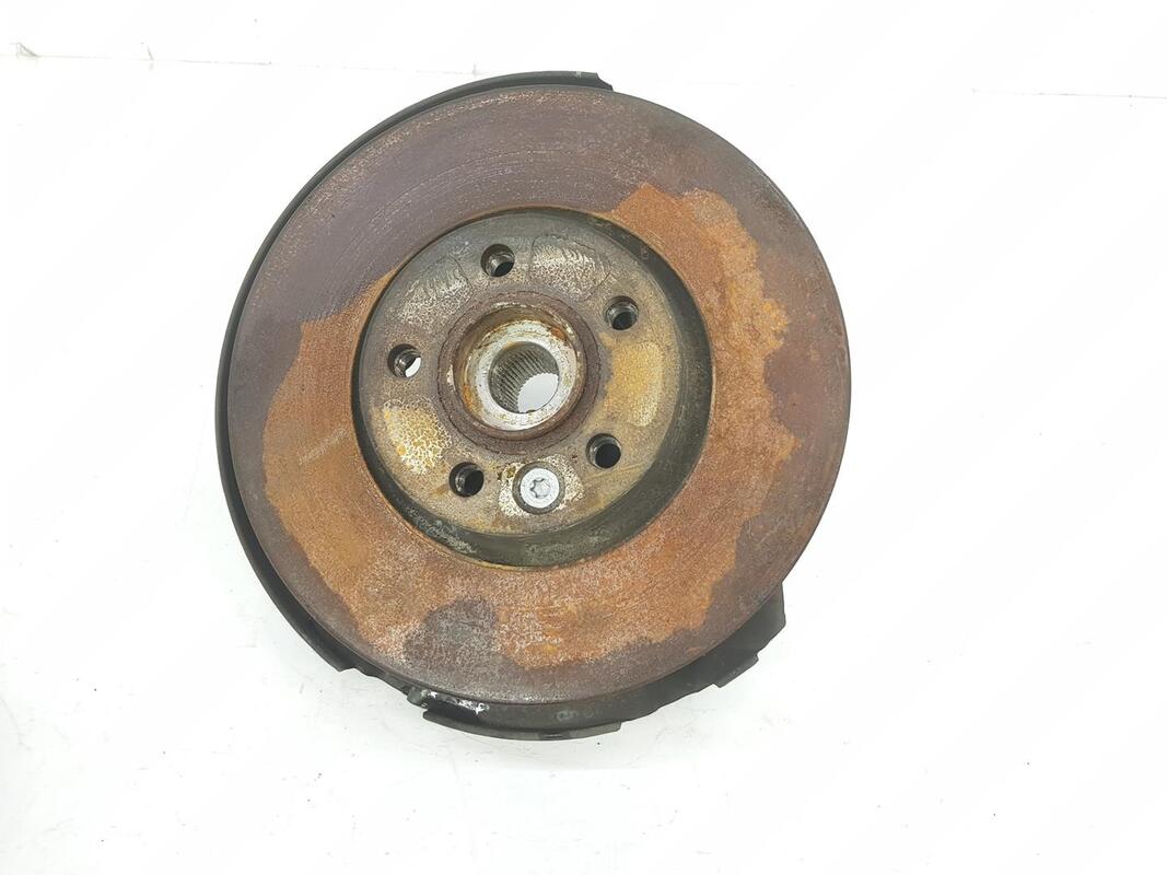 Fusee avant droit VOLVO V60 FAMILIAR KINETIC  - 1