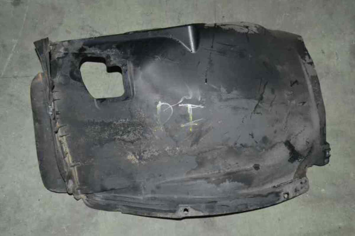 Parasale anteriore sinistro BMW SERIE 1 BERLINA E81E87 118D  - 1