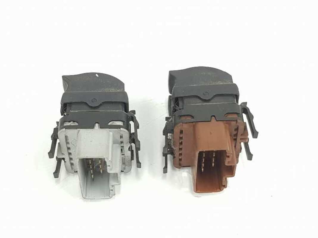 Interruttore lavacristalli anteriore sinistro RENAULT LAGUNA II GRANDTOUR 1.9 DCI D  - 1