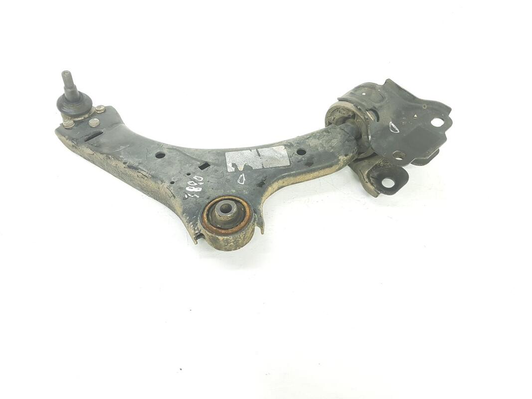 Triangolo superiore anteriore sinistro VOLVO V60 FAMILIAR KINETIC  - 1