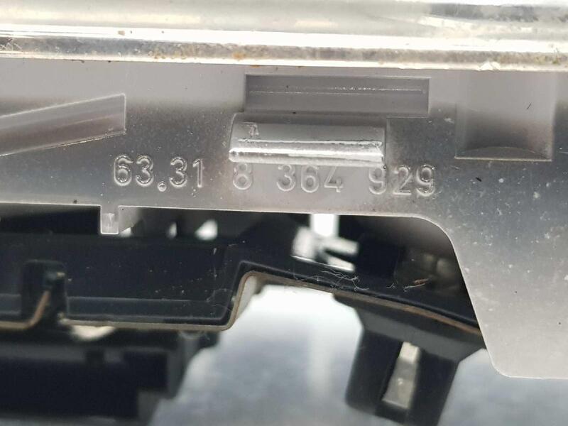 Eclairage de plafonnier BMW SERIE 3 COUPE 2.8 24V Essence - 1