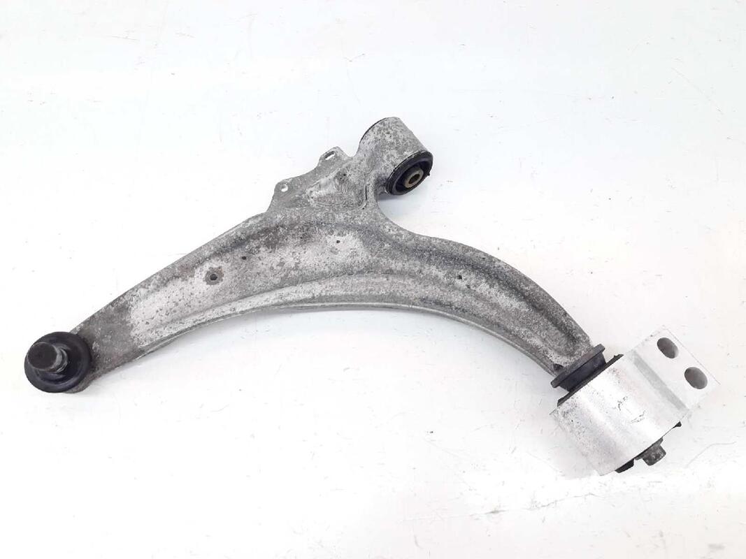 Triangolo superiore anteriore sinistro OPEL ASTRA J BERLINA 5P COSMO  - 1
