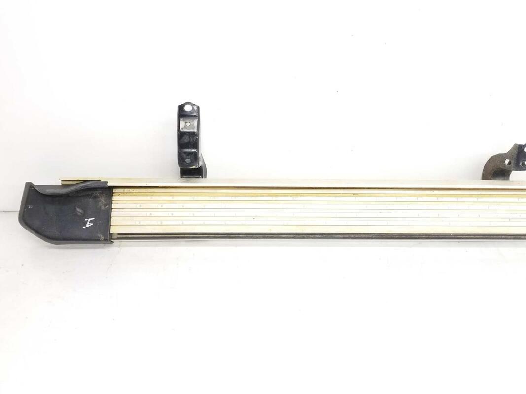 Pedane laterali TOYOTA LAND CRUISER J12 3.0 D-4D GX  - 1