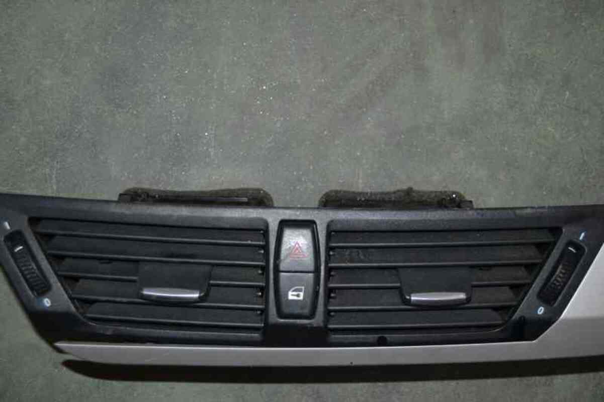 Interruttore luci emergenza BMW X1 2.0 TURBODIESEL  - 1