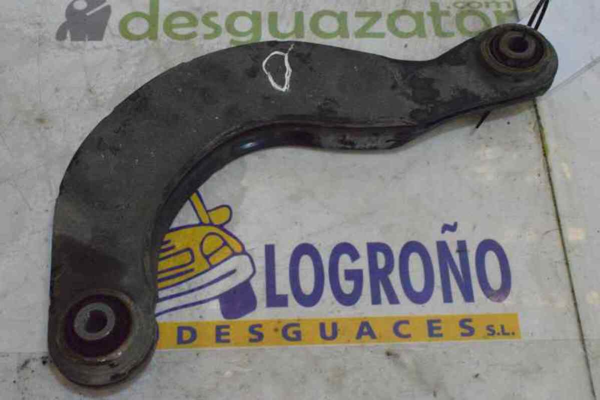 Triangolo inferiore posteriore destro FORD FOCUS LIM. 1.8 TDCI TURBODIESEL  - 1