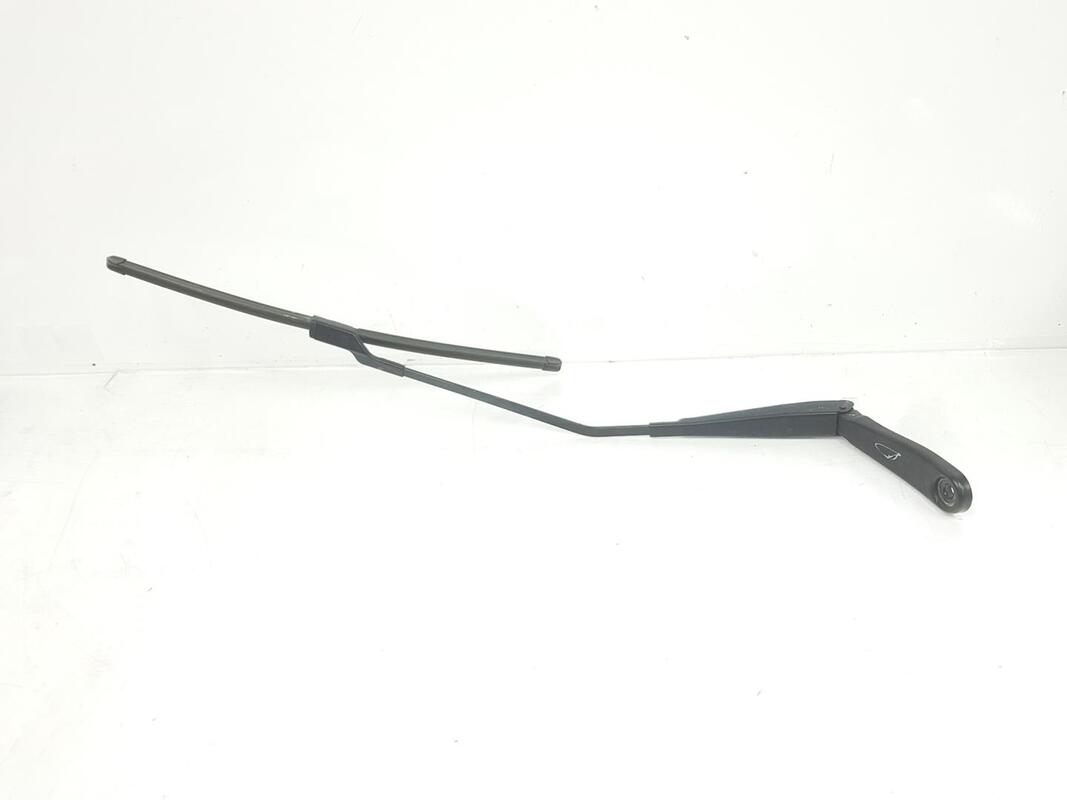 Braccio tergicristallo anteriore destro VOLVO V60 FAMILIAR KINETIC  - 1