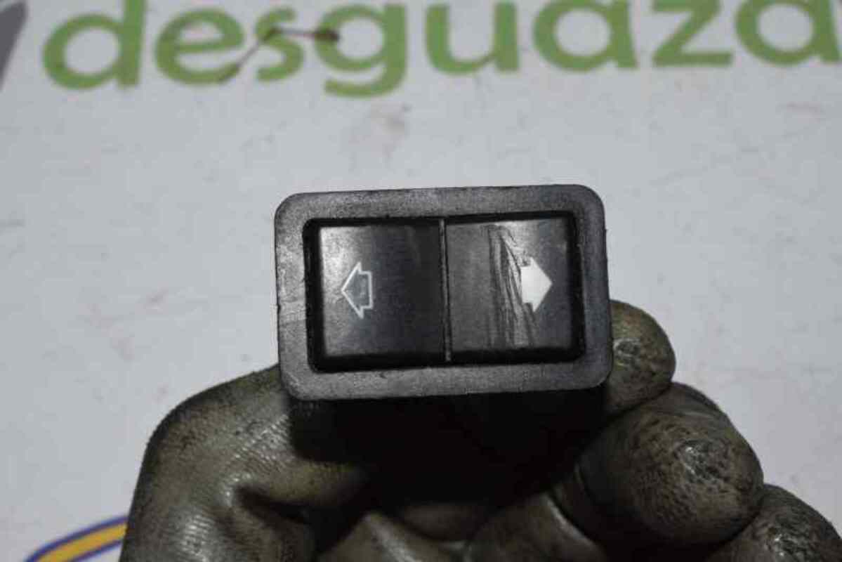 Interruttore lavacristalli posteriore sinistro BMW SERIE 5 BERLINA 2.8 24V Gasolina - 1