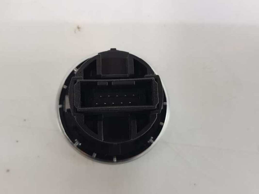 Bouton de demarrage BMW SERIE 1 BERLINA 1.6 16V Essence - 1
