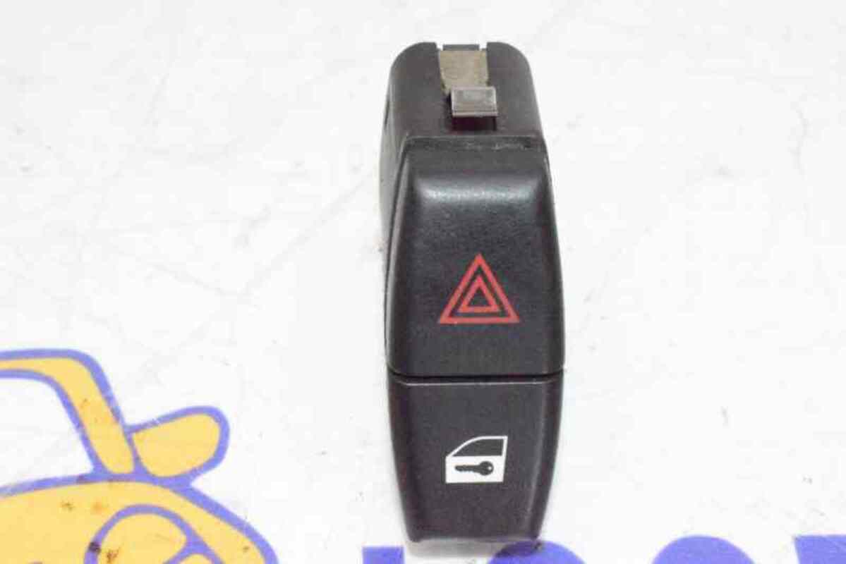 Bouton de warning BMW SERIE 5 BERLINA E60 530D  - 1