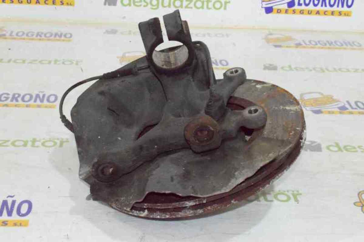 Fusee avant droit BMW SERIE 3 COUPE E46 2.8 24V  - 1