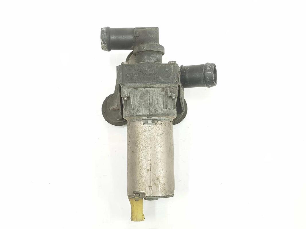 Pompe à eau BMW SERIE 1 BERLINA E81E87 123D  - 1