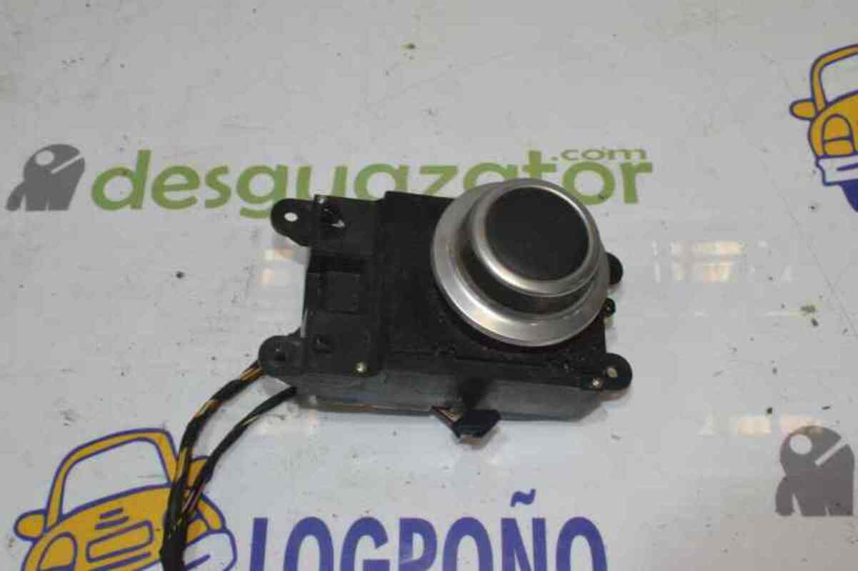 Commande autoradio BMW SERIE 5 BERLINA 2.0 16V D  - 1