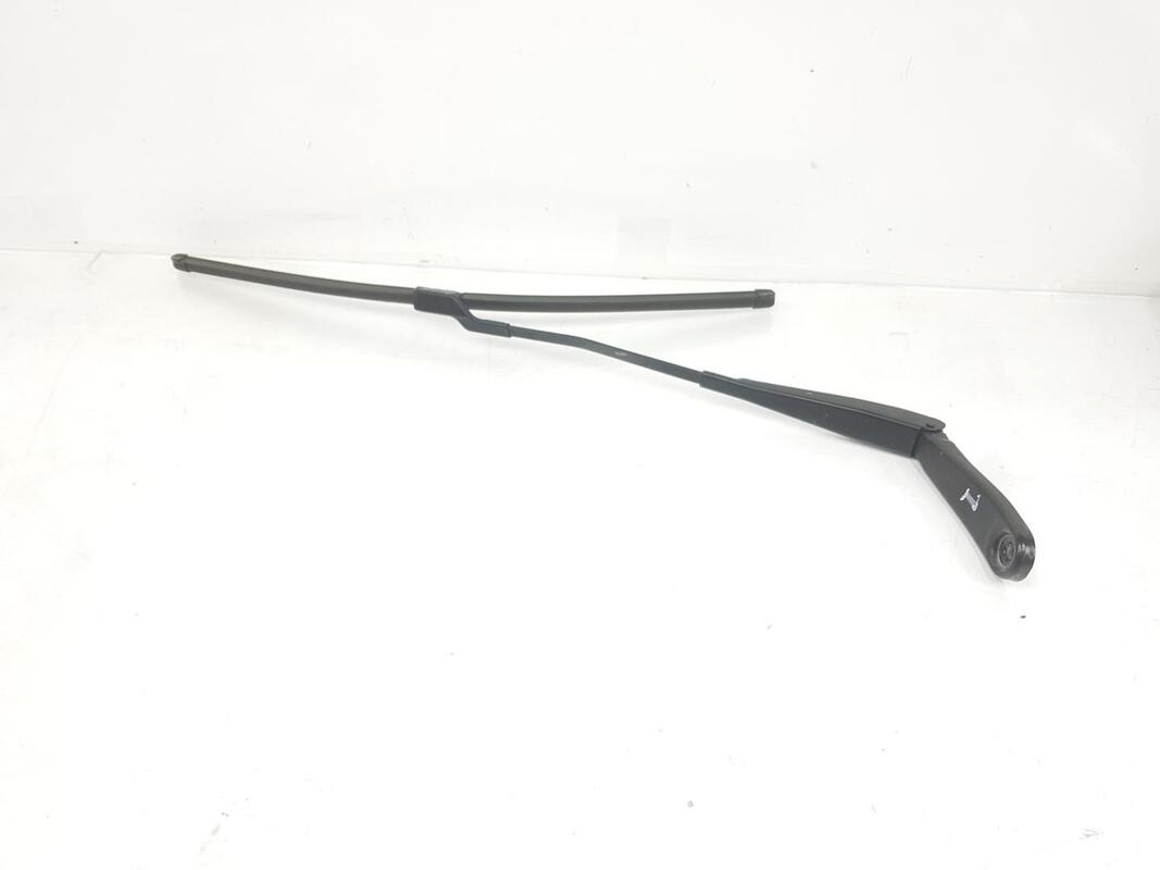 Braccio tergicristallo anteriore sinistro VOLVO V60 FAMILIAR KINETIC  - 1