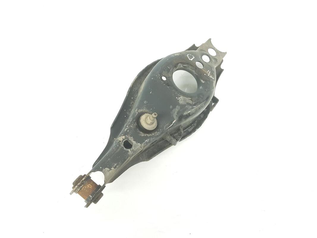 Triangolo inferiore posteriore destro TOYOTA AVENSIS CROSS SPORT 2.0 D-4D  - 1
