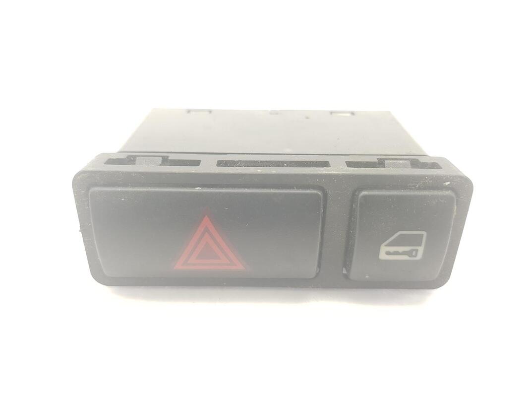Bouton de warning BMW SERIE 3 COUPE 2.8 24V Essence - 1