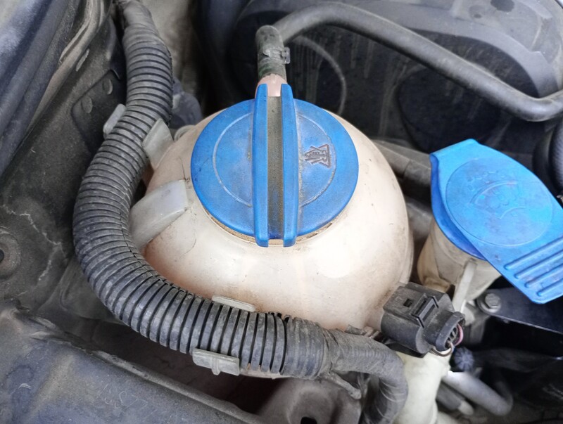 Vase d'expansion SEAT LEON (1P1) Reference Diesel - 1