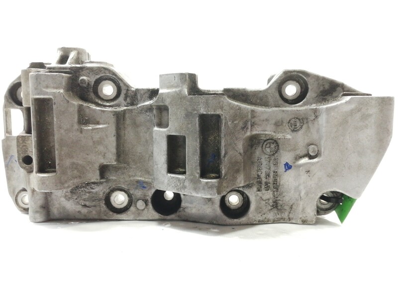 Support alternateur BMW X3 (F25) xDrive 20d Diesel - 1