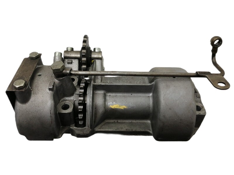Pompe à huile AUDI A6 BERLINA (4B2) 2.5 TDI Diesel - 1