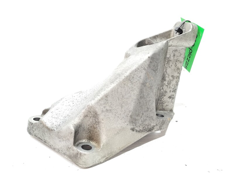 Support moteur VOLKSWAGEN PASSAT BERLINA (3B3) Comfortline Diesel - 1