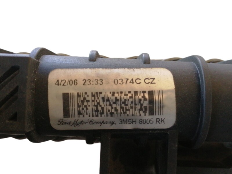 Radiateur eau FORD FOCUS BERLINA (CAP) 1.6 CAT Essence - 1