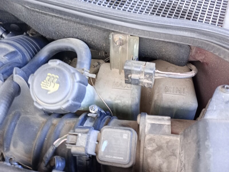 Vase d'expansion RENAULT LAGUNA II (BG0) Confort Dynamique Diesel - 1