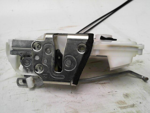 Serrure avant droit OPEL AGILA Essence - 1