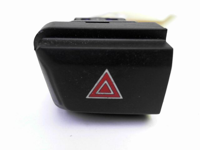 Bouton de warning PEUGEOT 208 Diesel - 1