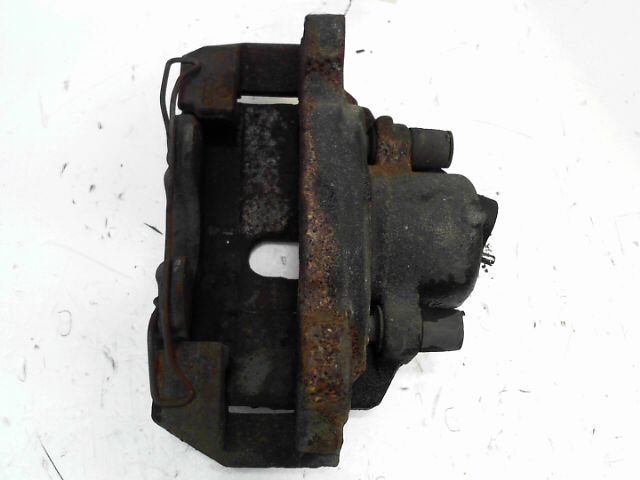 Etrier avant gauche (freinage) VOLKSWAGEN SCIROCCO Essence - 1