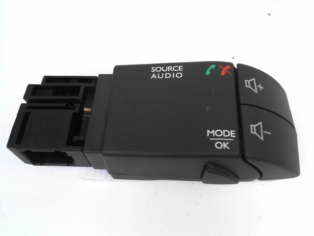 Commande autoradio RENAULT CLIO Diesel - 1