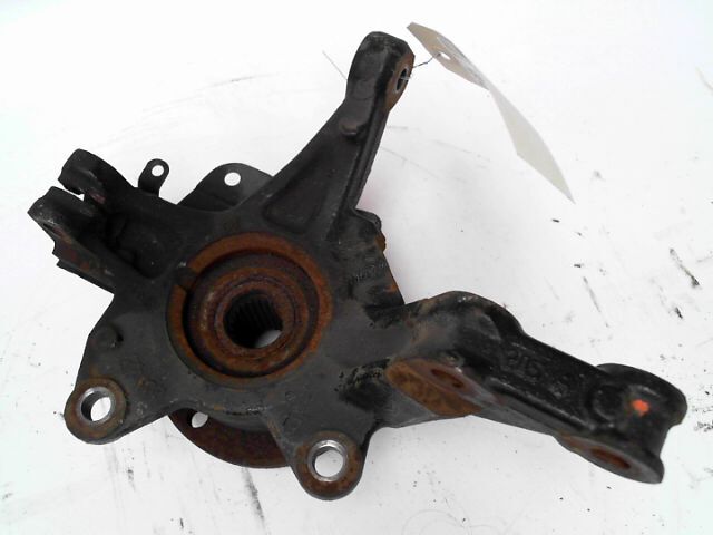 Fusee avant gauche RENAULT CLIO Diesel - 1