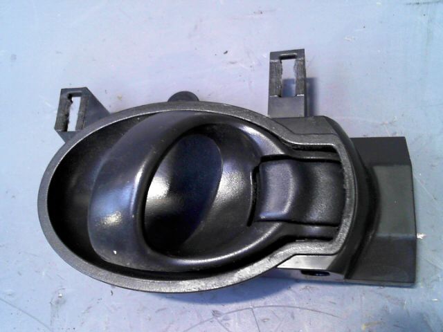 Poignee interieur avant gauche NISSAN MICRA 1.2 80ch Tekna Essence - 1