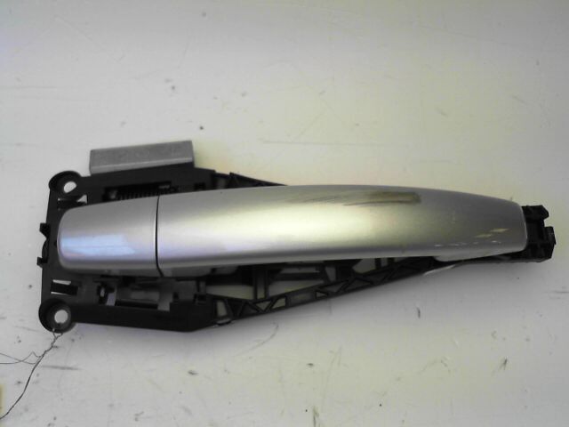 Poignee porte arriere droit OPEL CORSA Essence - 1