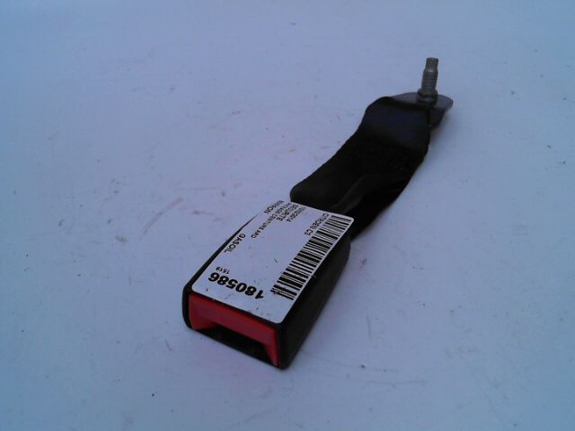 Attache ceinture arriere droit CITROEN C3 1.4 HDi 70ch FAP Attraction Diesel - 1
